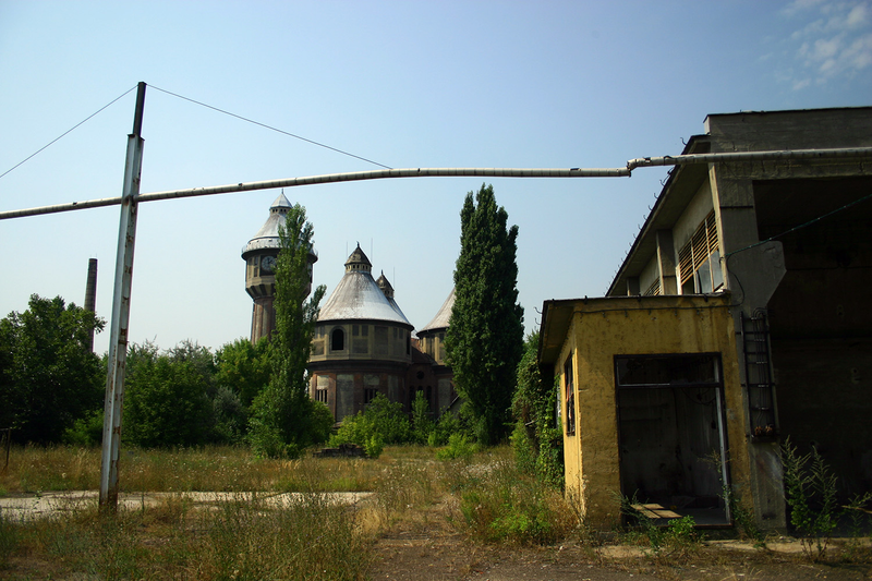 Illustration for article titled This Hundred-Year-Old Industrial Gem is Like Jabba's Real Life Palace